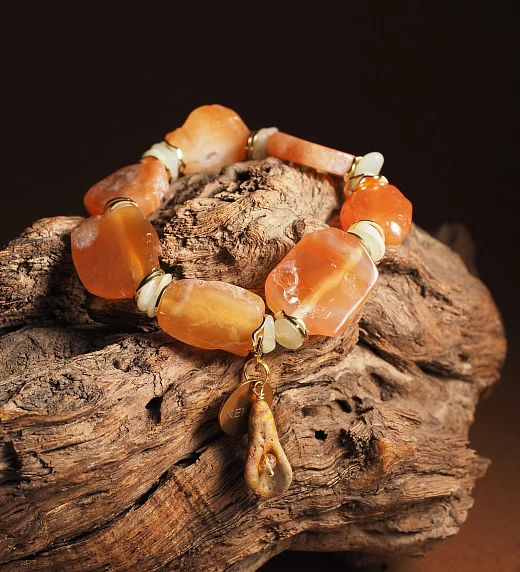 Браслет женский из Берилла и Сердолика