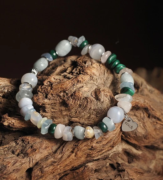 Браслет лаконичный из Малахита, Сапфирина, Берилла и Аквамарина