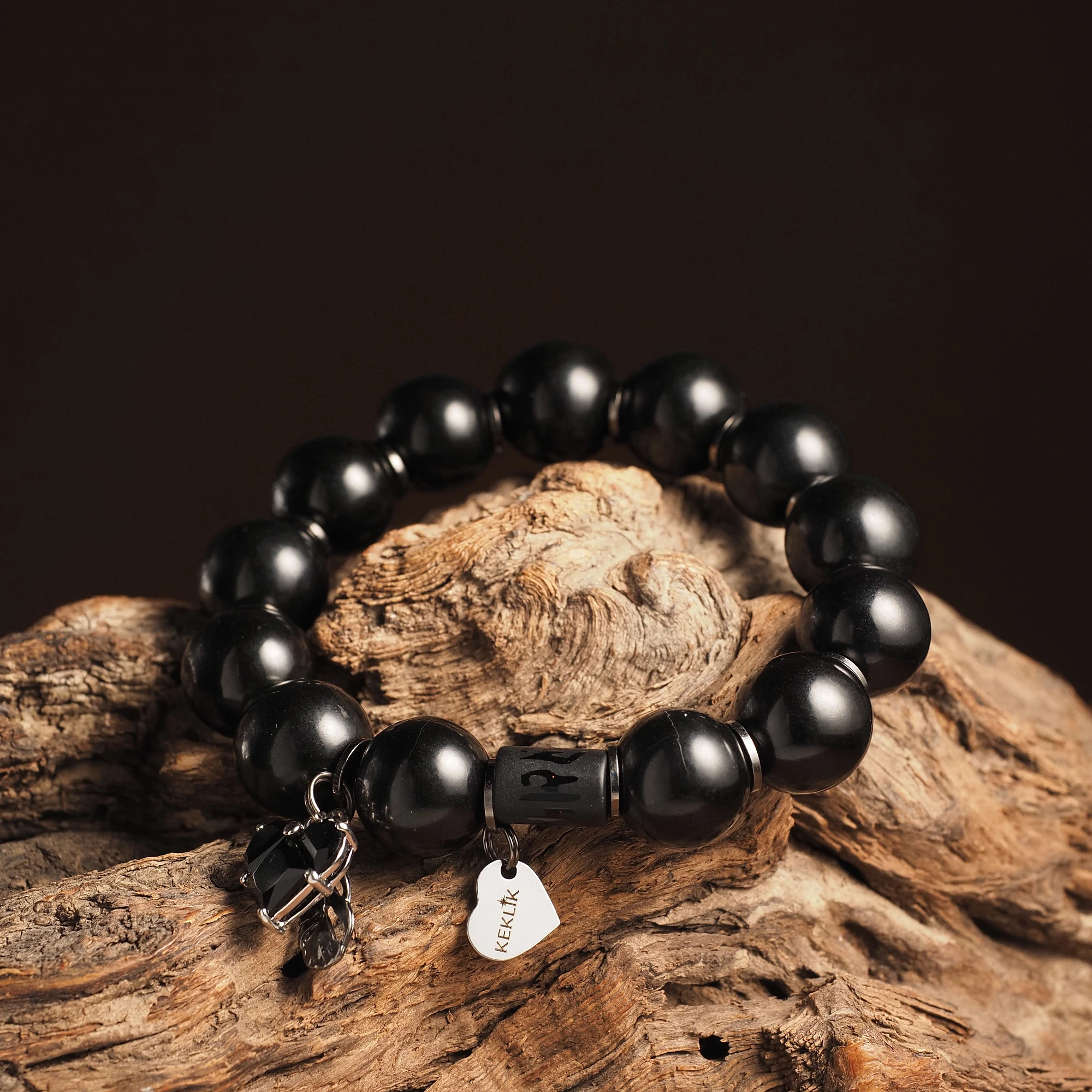 Браслет женский из Гагата №2