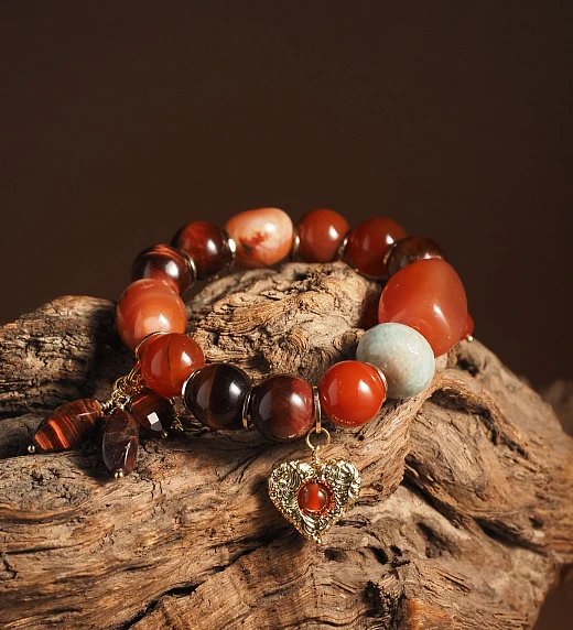 Браслет женский из Амазонита, Бычьего глаза и Сердолика