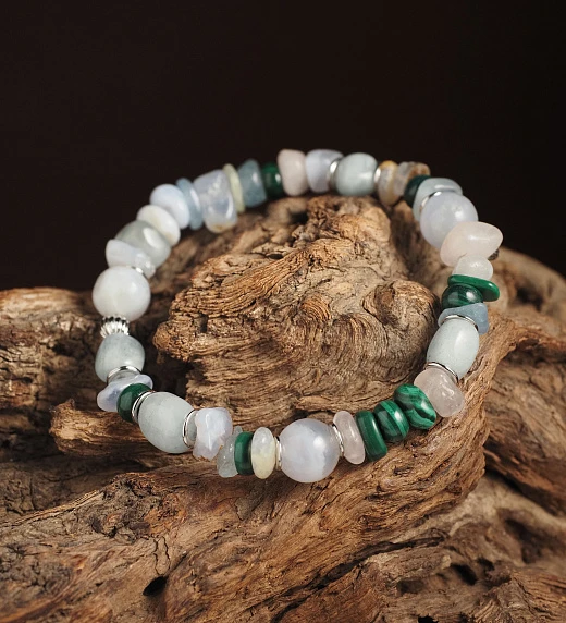 Браслет лаконичный из Малахита, Сапфирина, Берилла и Аквамарина