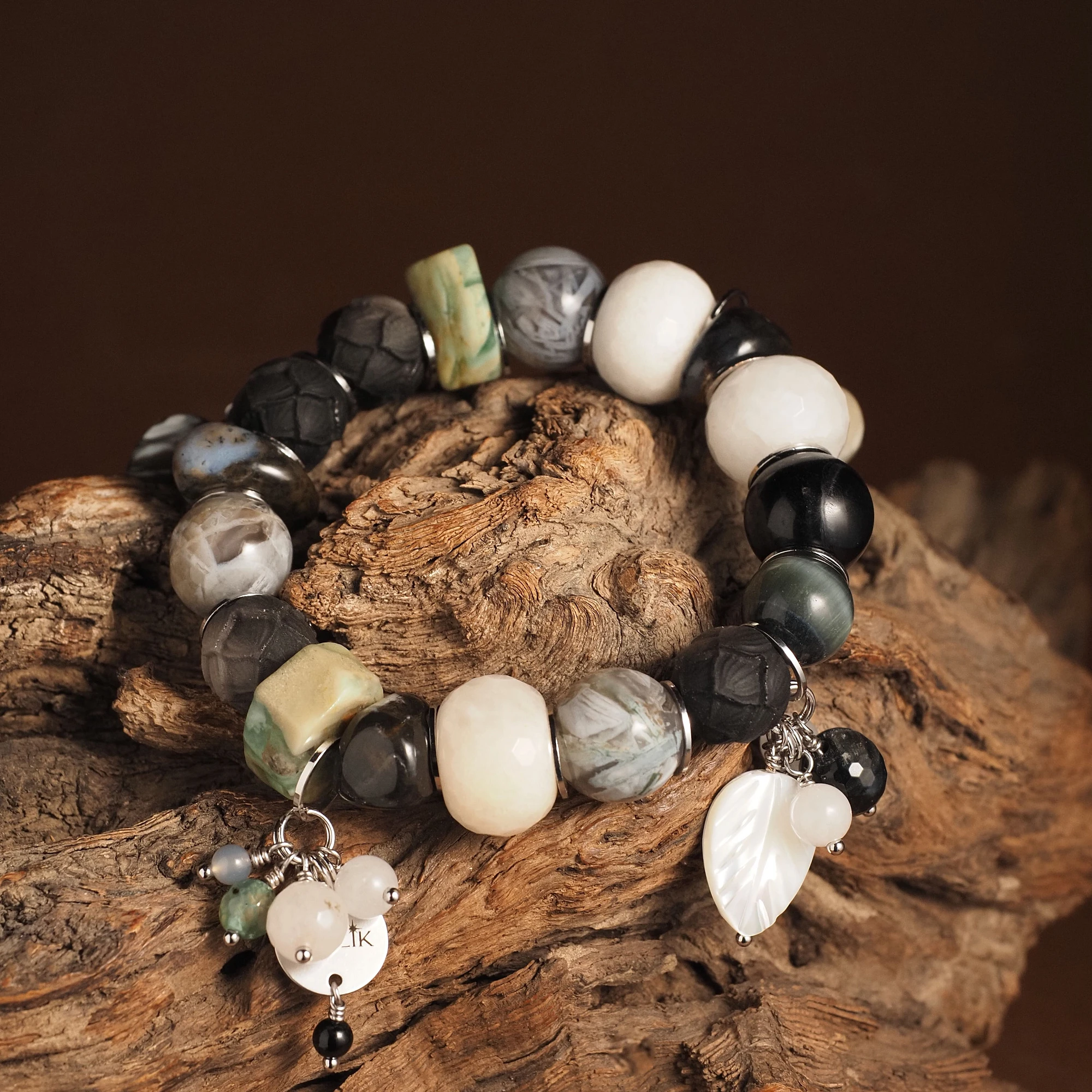 Браслет женский из Агата, Обсидиана и Соколиного глаза