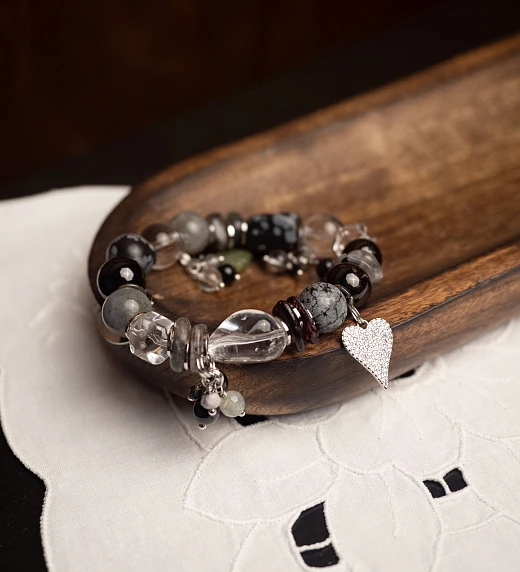 Браслет женский из Горного хрусталя, Граната, Лабрадора, Лунного камня и Обсидиана