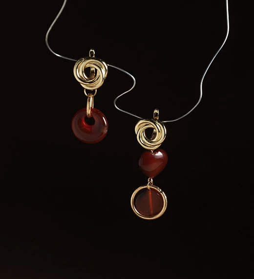 Серьги из Сардоникса и Яшмы