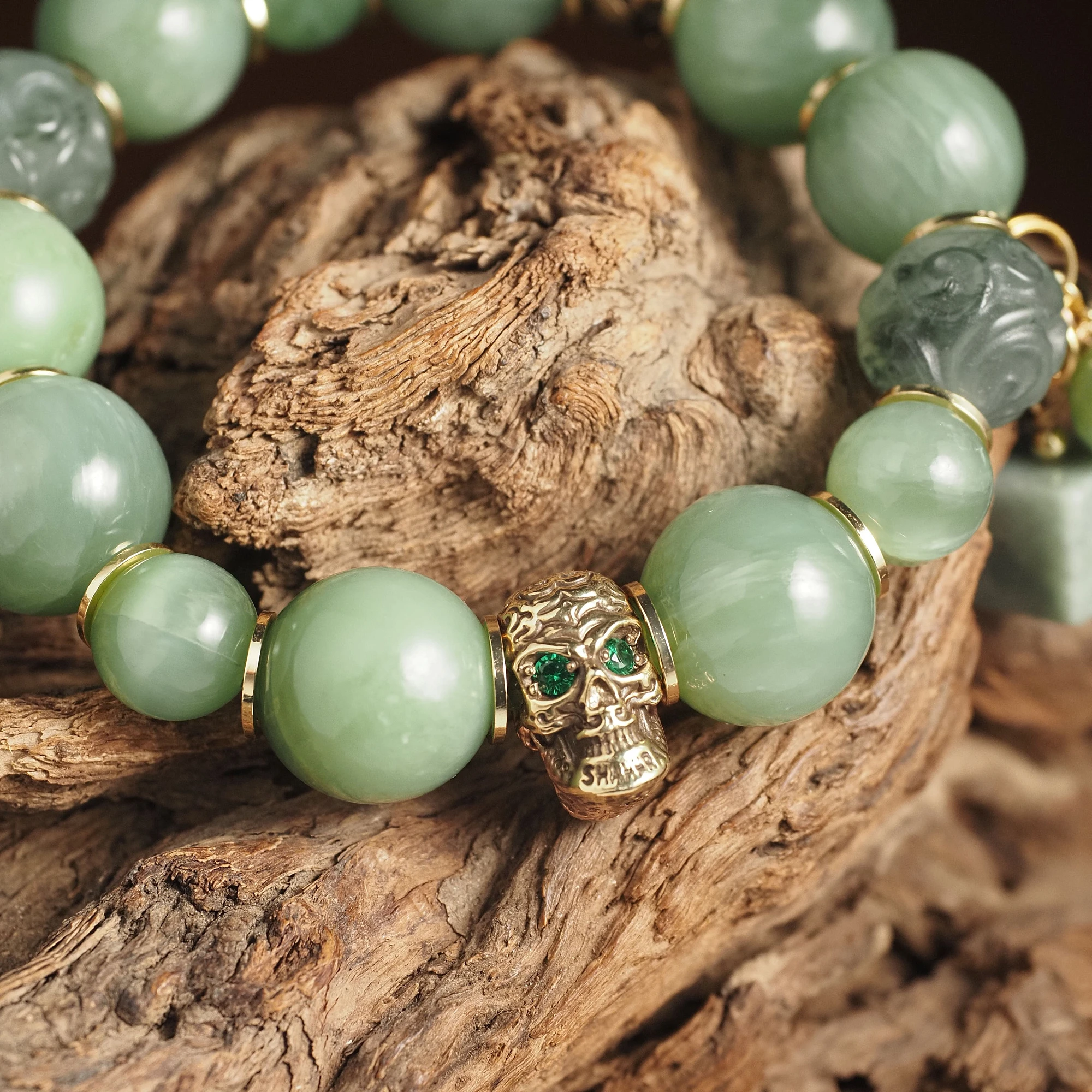 Браслет женский из Нефрита