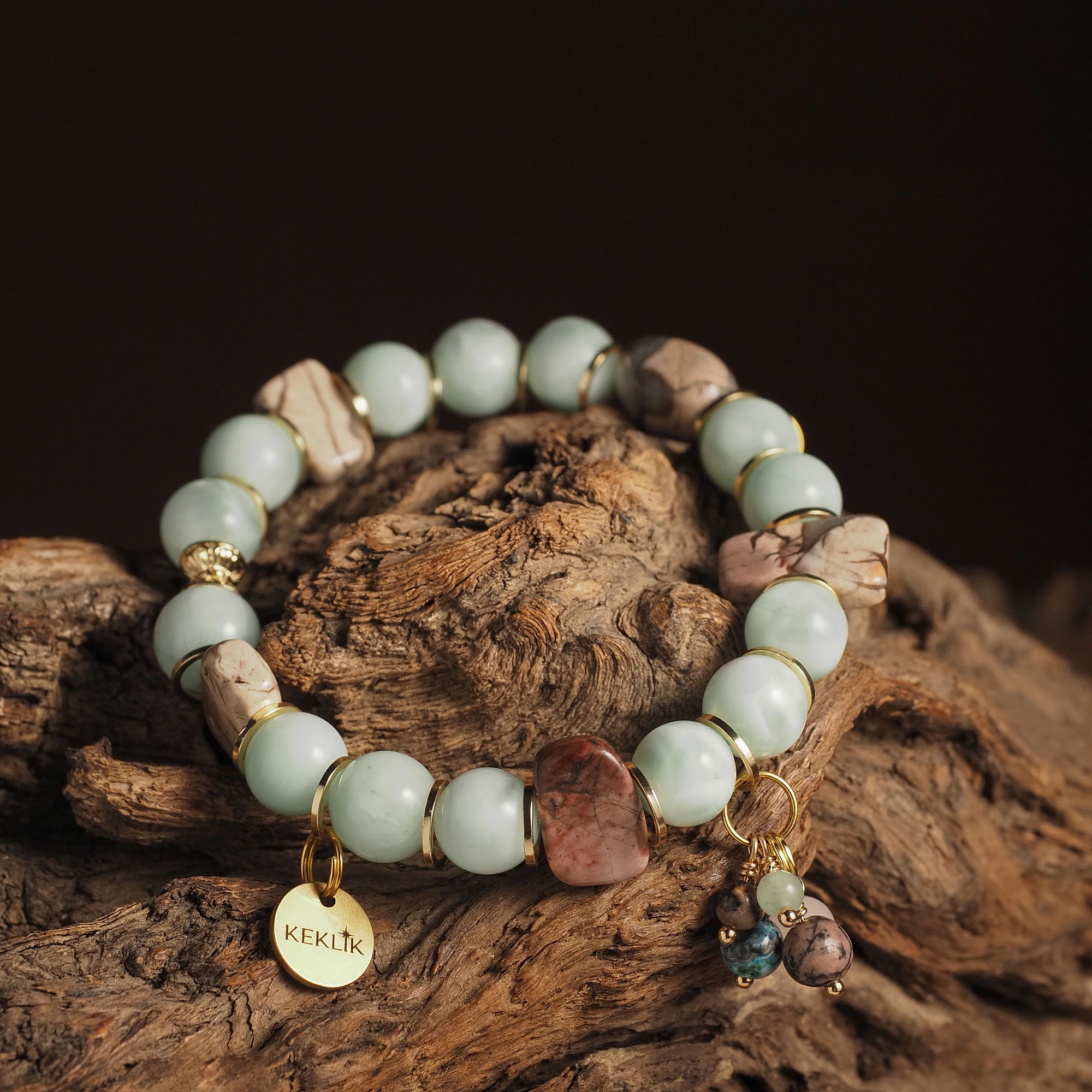 Браслет женский из Диопсида и Яшмы