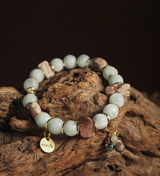 Браслет женский из Диопсида и Яшмы