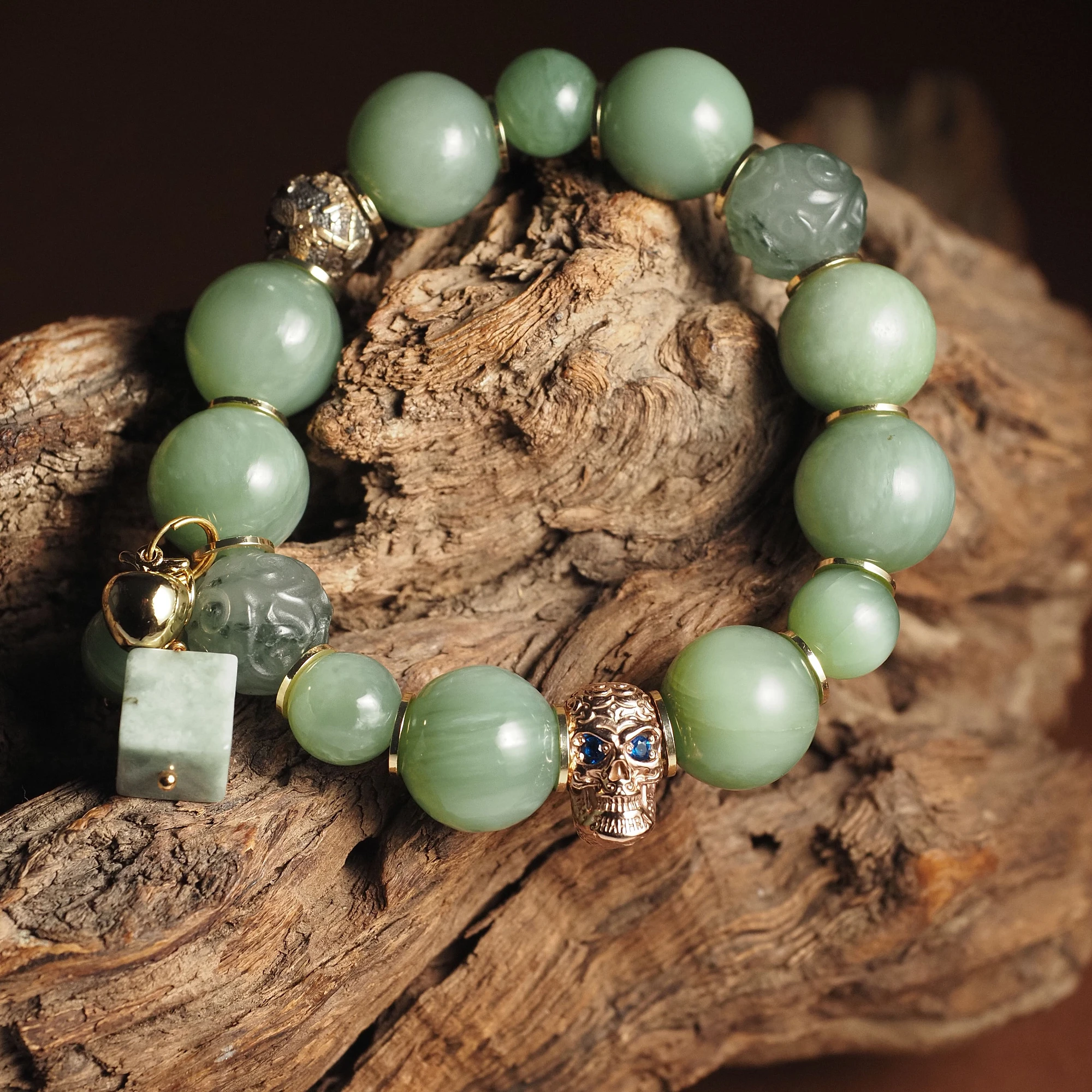 Браслет женский из Нефрита