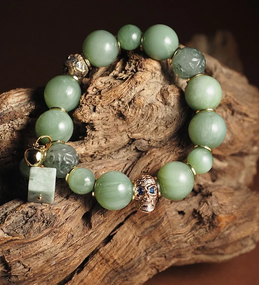 Браслет женский из Нефрита