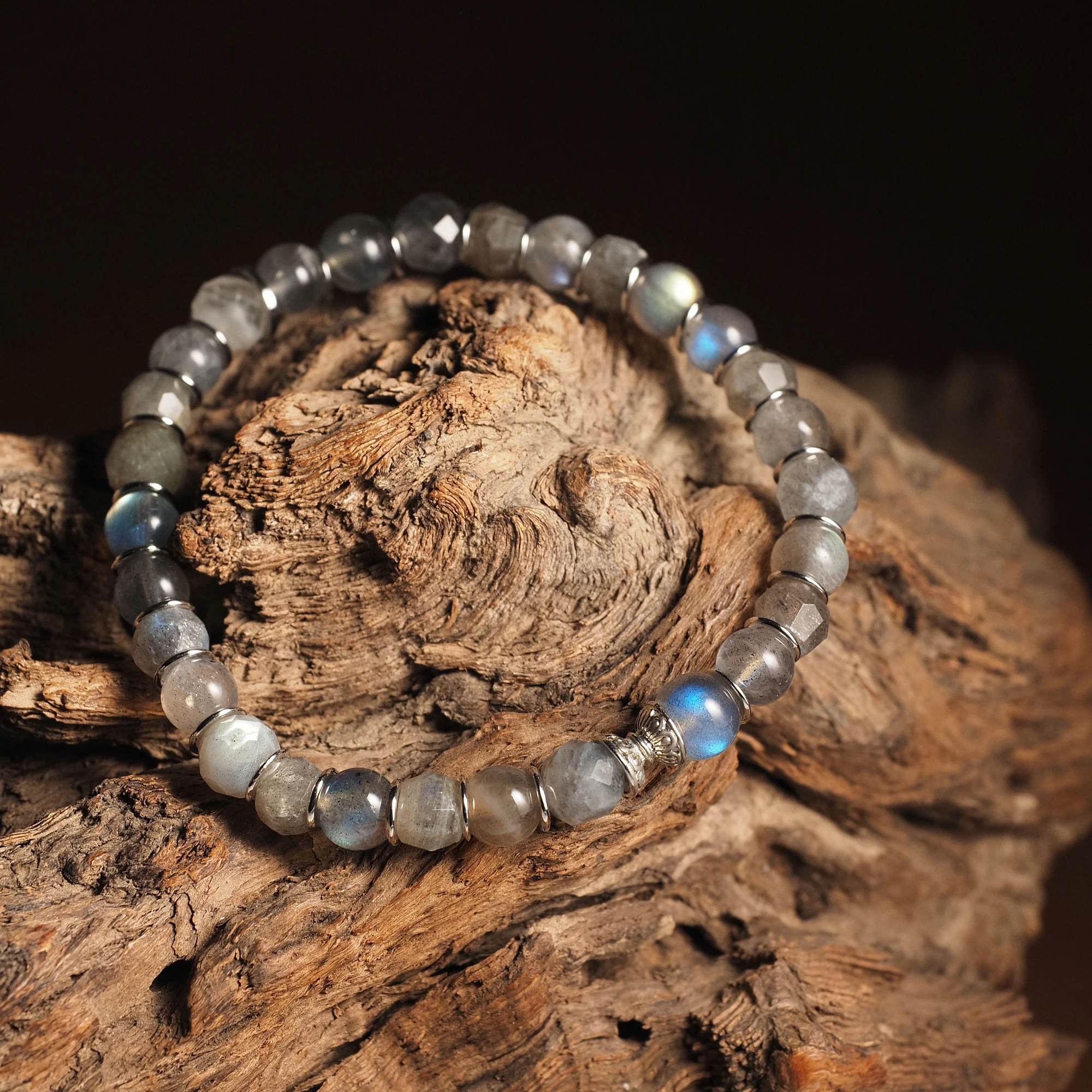 Браслет лаконичный из Лабрадора